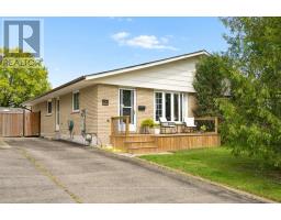 94 MONTEAGLE CRESCENT, Kitchener, Ontario