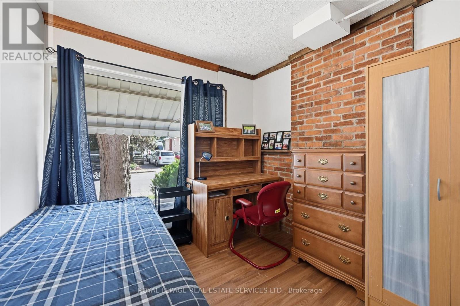 70 Ward Avenue, Hamilton, Ontario  L8S 2E9 - Photo 7 - X13696882