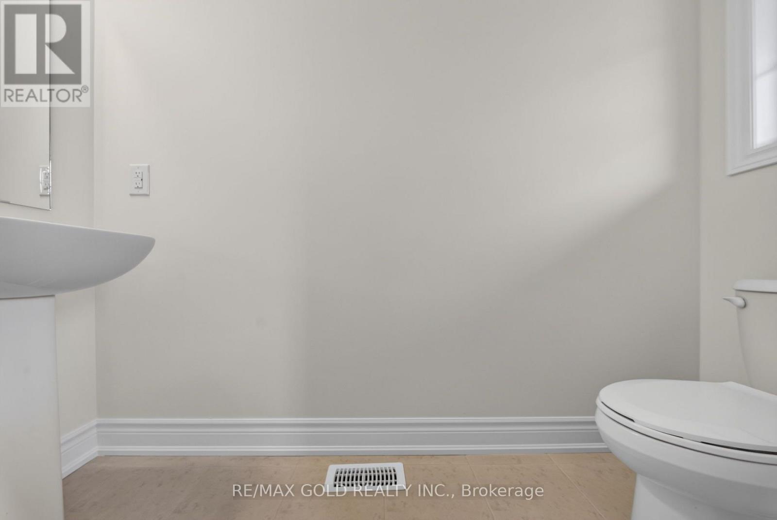 11 Keyworth Crescent, Brampton, Ontario  L6R 4E9 - Photo 7 - W13695726