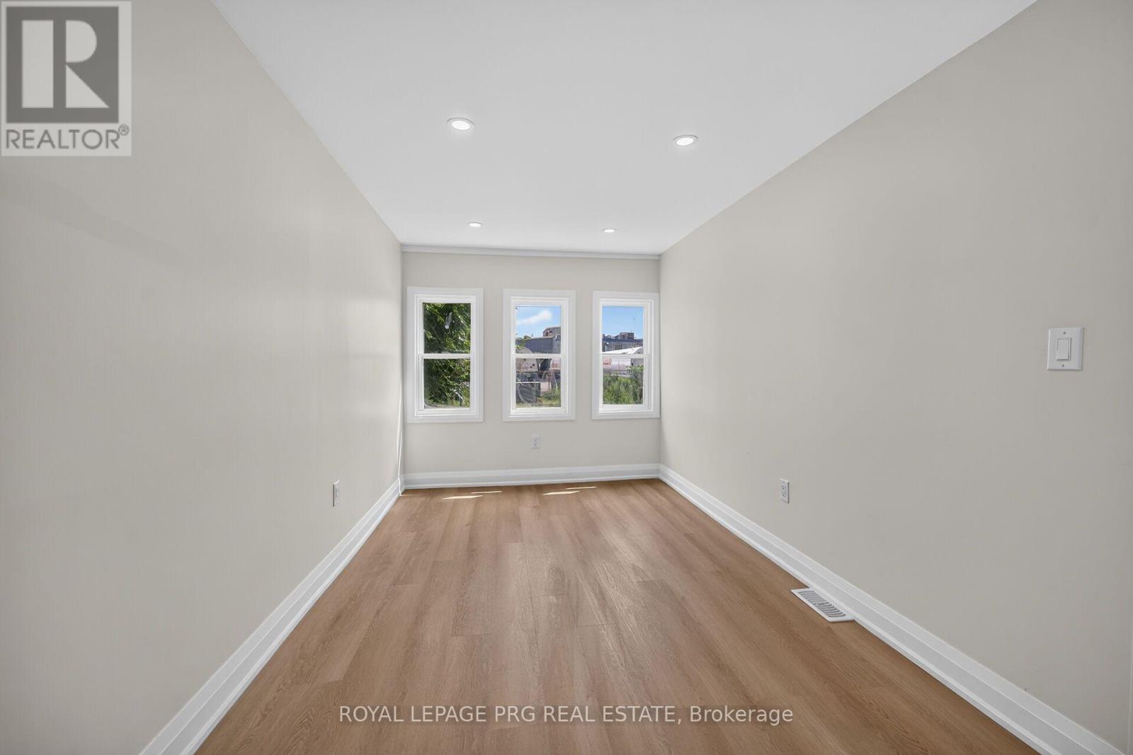 29 Mckinstry Street, Hamilton, Ontario  L8L 6C2 - Photo 17 - X13693690