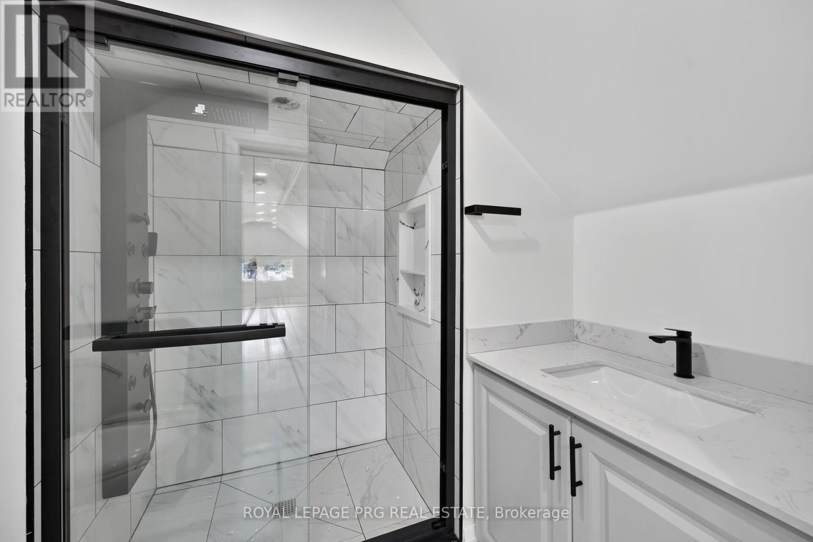 29 Mckinstry Street, Hamilton, Ontario  L8L 6C2 - Photo 25 - X13693690