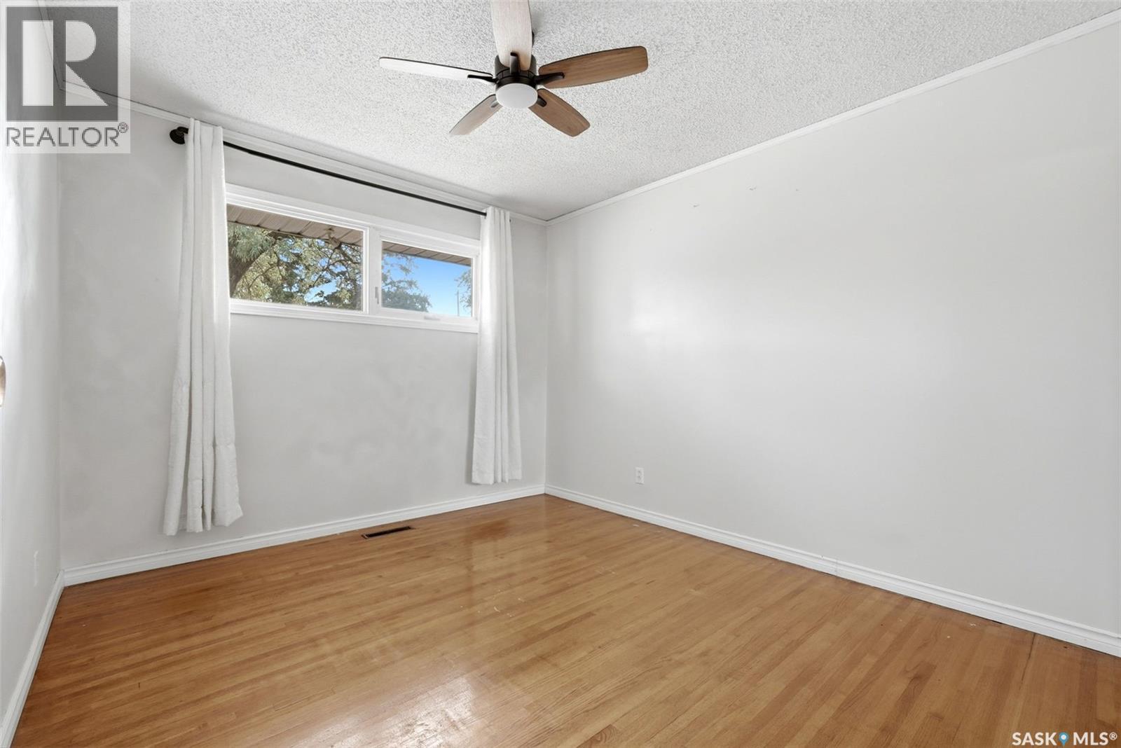 1410 4th Avenue N, Regina, Saskatchewan  S4R 0T1 - Photo 10 - SK046187