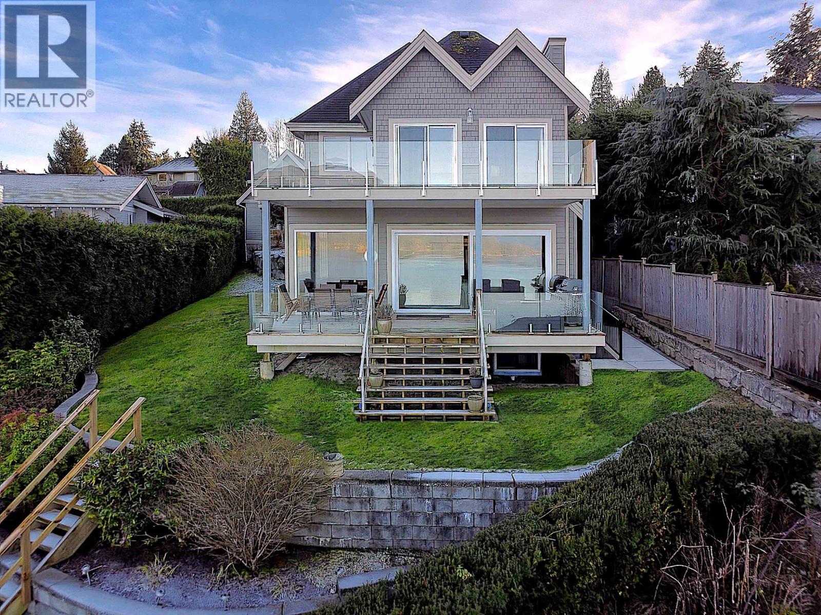 6560 N Gale Avenue, Sechelt, British Columbia V7Z 0L1 - Photo 36 - R3066808