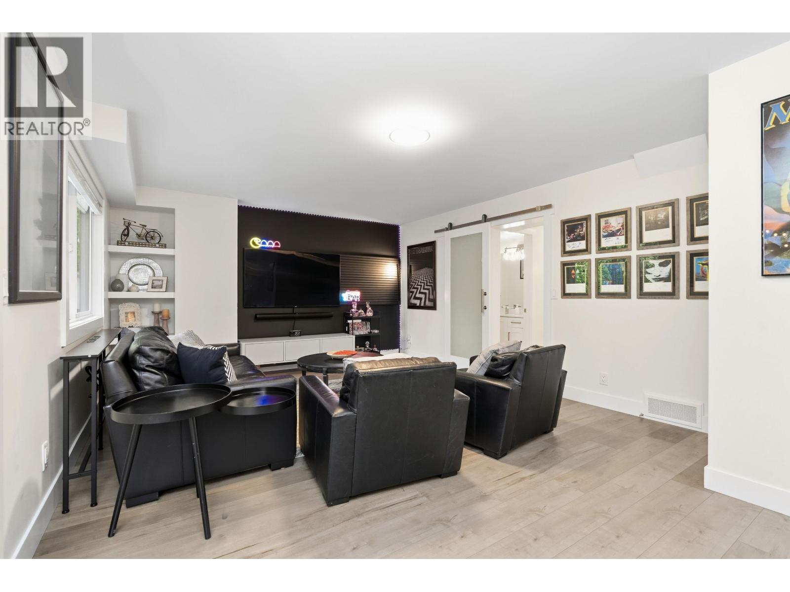 2382 Patricia Avenue, Port Coquitlam, British Columbia  V3B 2H3 - Photo 20 - R3133754