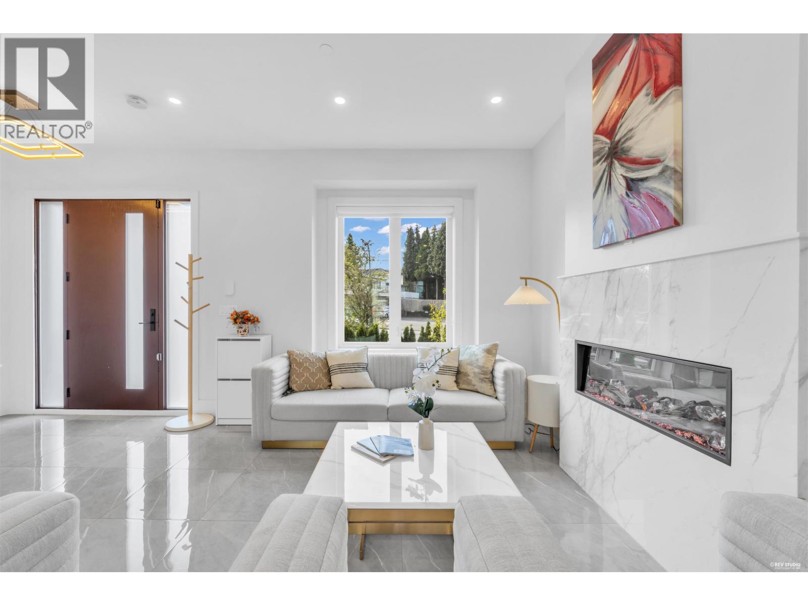 3267 E 29th Avenue, Vancouver, British Columbia V5R 1W4 - Photo 3 - R3156442