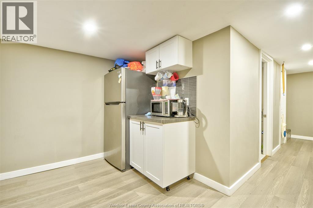 3264 Baby Street, Windsor, Ontario  N9C 1K8 - Photo 19 - 26020363