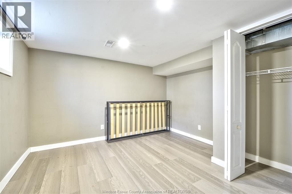 3264 Baby Street, Windsor, Ontario  N9C 1K8 - Photo 21 - 26020363