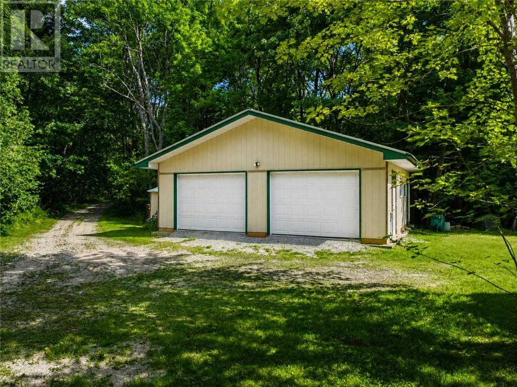 27 Peacock Trail, Kagawong, Ontario   - Photo 92 - 2129871