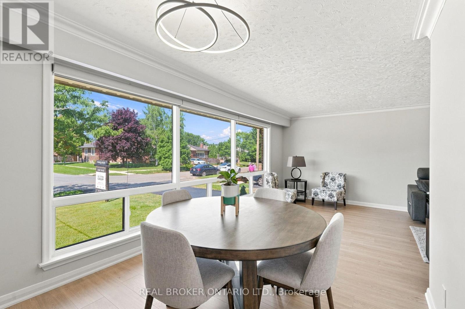 7 Allison Drive, Toronto, Ontario  M8Z 3Z9 - Photo 13 - W13693022