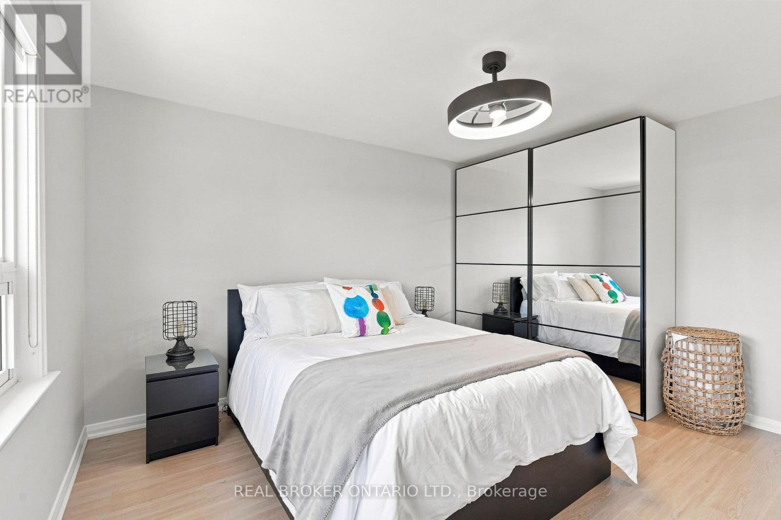 7 Allison Drive, Toronto, Ontario  M8Z 3Z9 - Photo 17 - W13693022