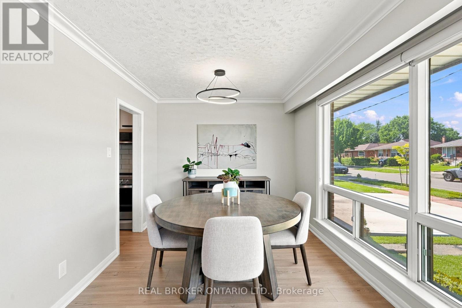 7 Allison Drive, Toronto, Ontario  M8Z 3Z9 - Photo 15 - W13693022
