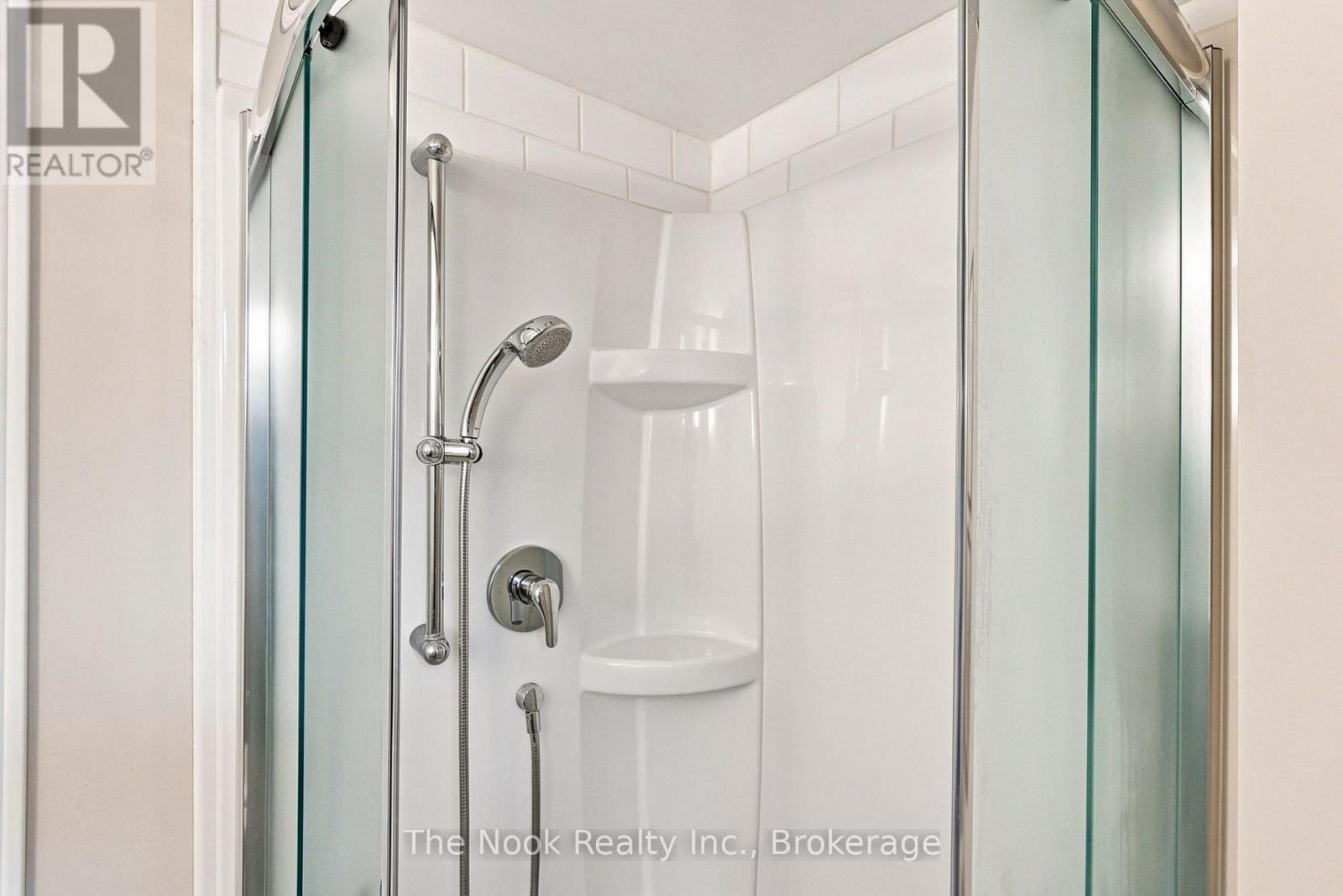 274 Labrador Drive, Oshawa, Ontario  L1H 7E8 - Photo 38 - E13696896
