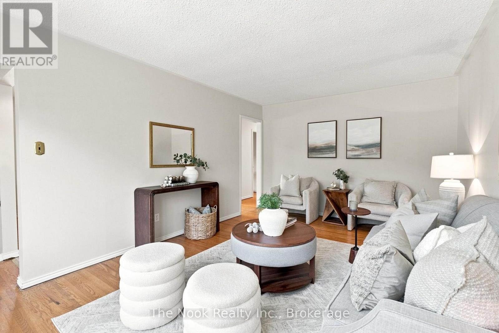 274 Labrador Drive, Oshawa, Ontario  L1H 7E8 - Photo 7 - E13696896