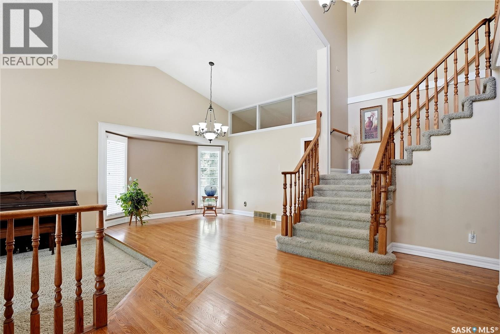 130 Mulcaster Crescent, Saskatoon, Saskatchewan  S7N 4A7 - Photo 7 - SK046193