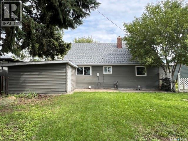 511 Centre Street, Meadow Lake, Saskatchewan  S9X 1E5 - Photo 28 - SK046169