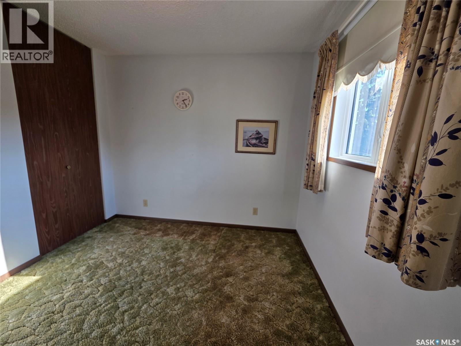 411 Milburn Crescent, Swift Current, Saskatchewan  S9H 4X8 - Photo 22 - SK046133