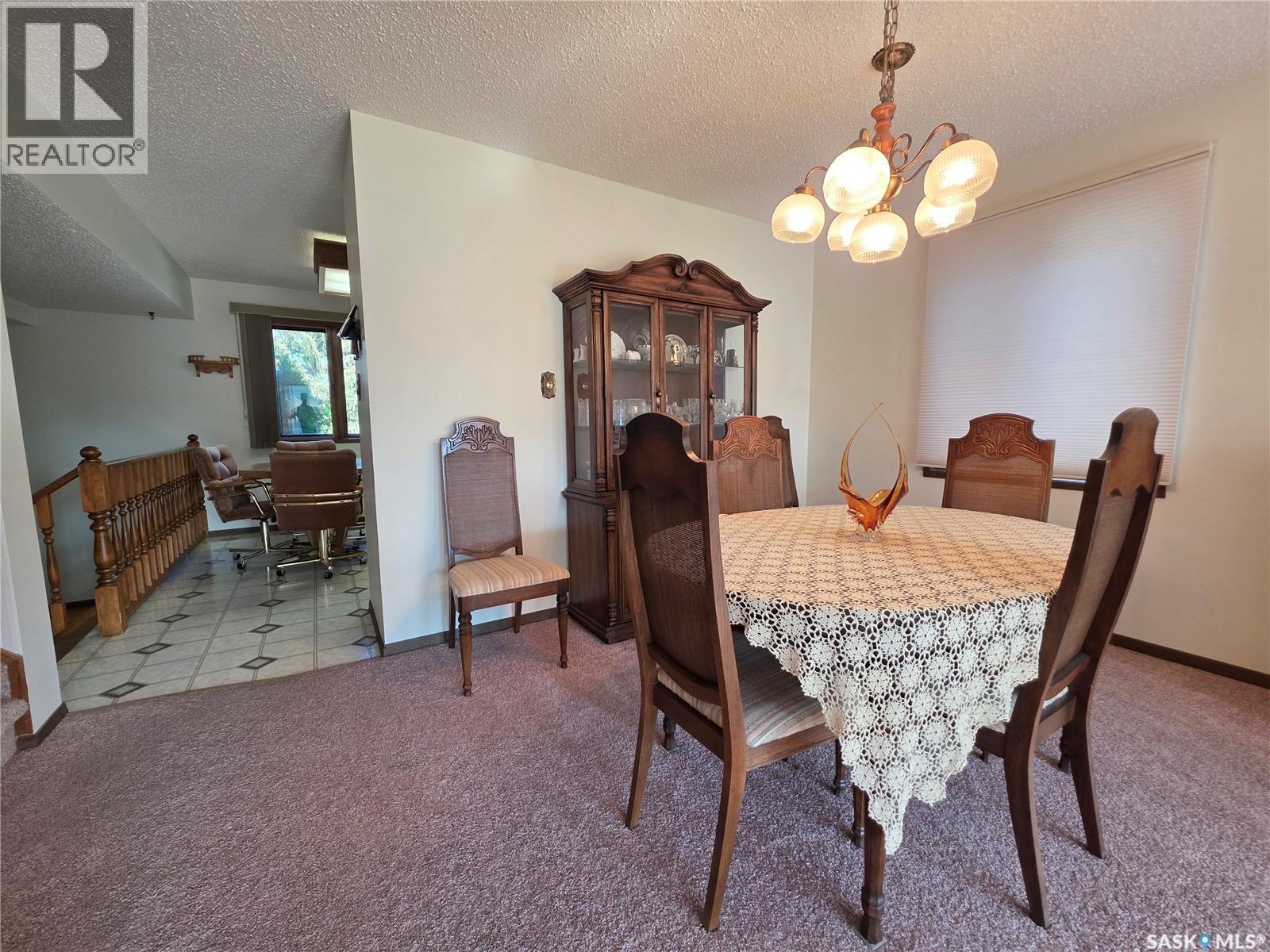 411 Milburn Crescent, Swift Current, Saskatchewan  S9H 4X8 - Photo 4 - SK046133