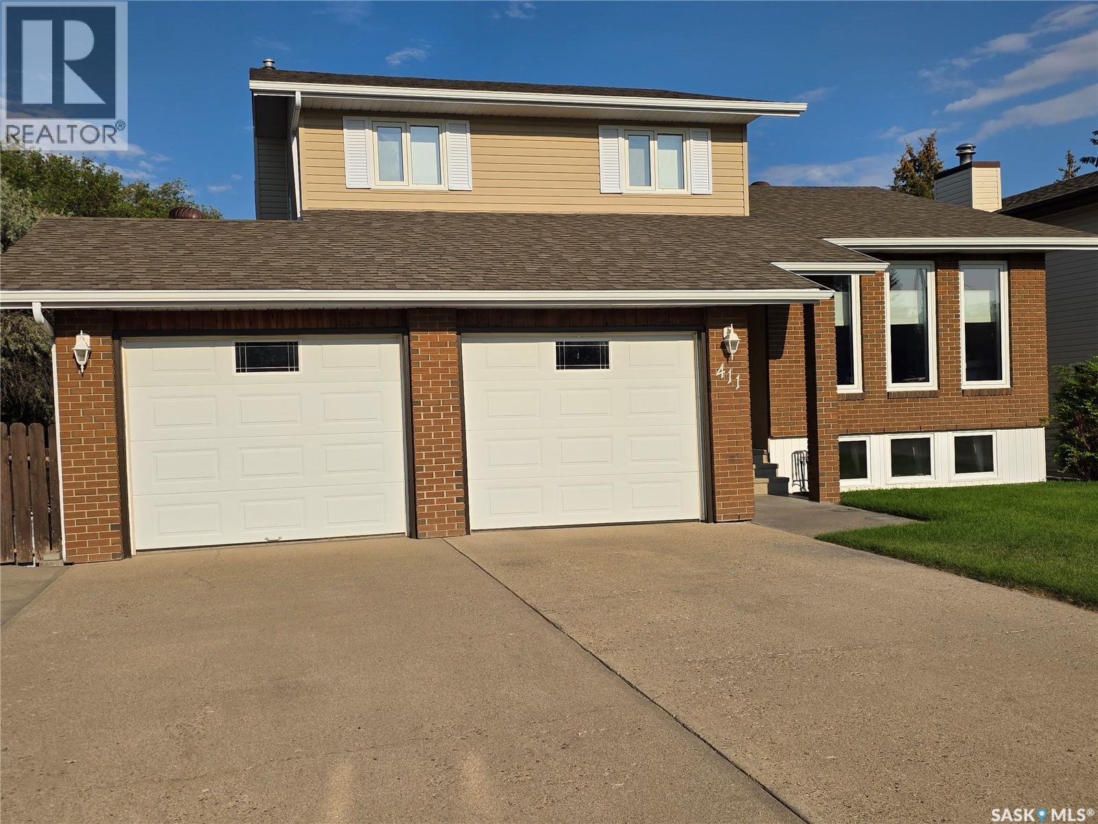411 Milburn Crescent, Swift Current, Saskatchewan  S9H 4X8 - Photo 40 - SK046133