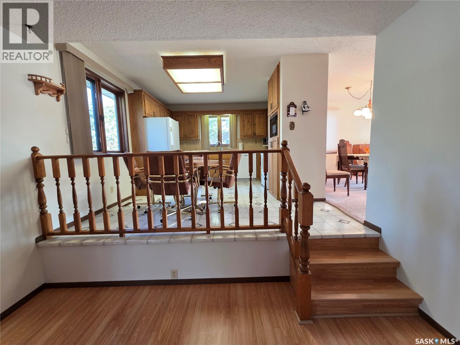 411 Milburn Crescent, Swift Current, Saskatchewan  S9H 4X8 - Photo 8 - SK046133