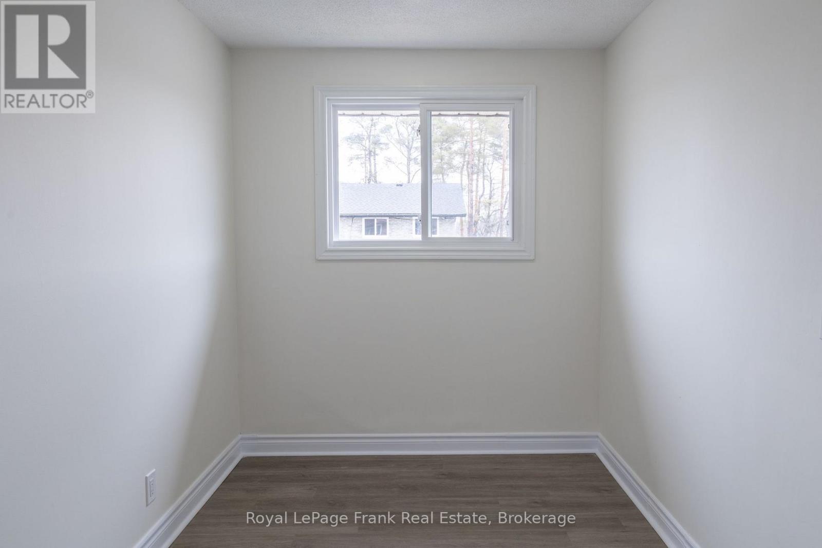 6 - 84 Mary Street W, Kawartha Lakes, Ontario  K9V 5G3 - Photo 12 - X13697030