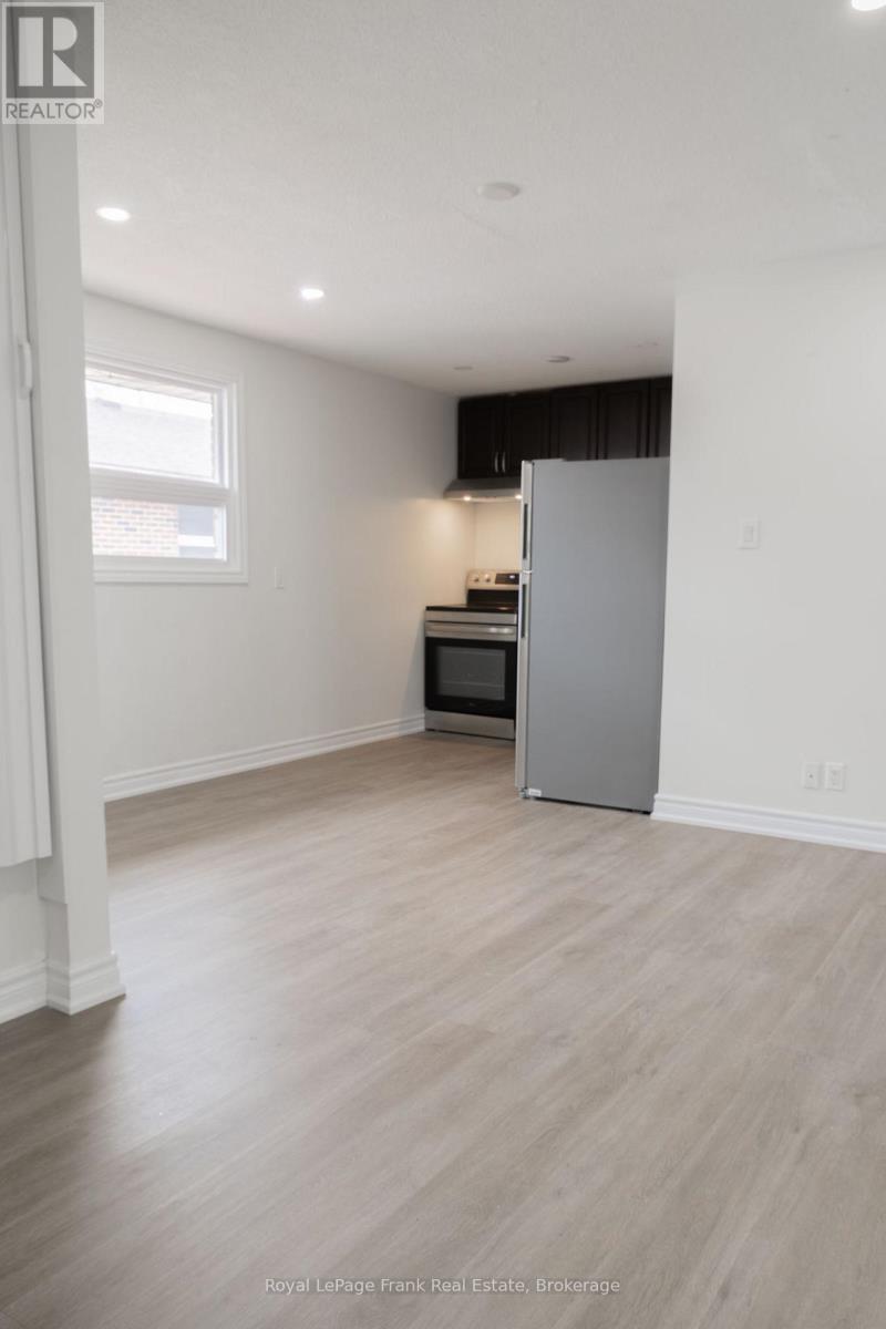 6 - 84 Mary Street W, Kawartha Lakes, Ontario  K9V 5G3 - Photo 5 - X13697030