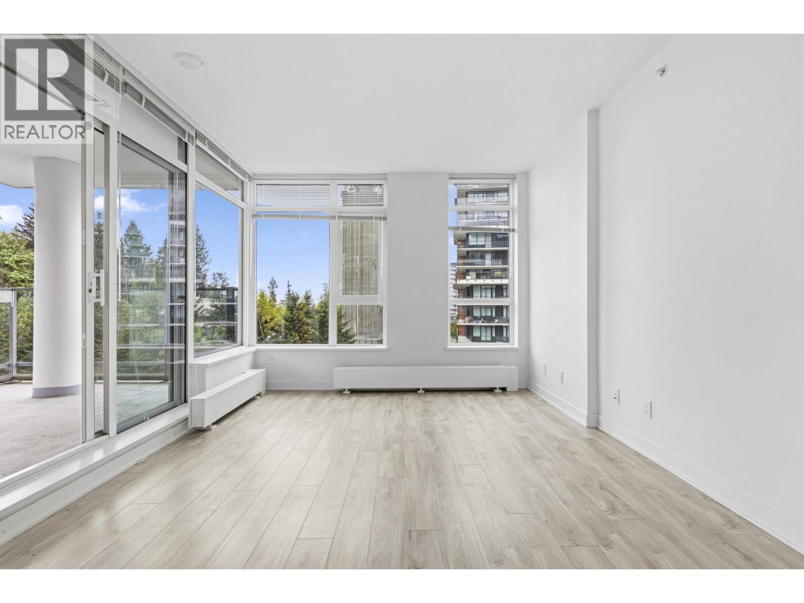 702 8940 University Crescent, Burnaby, British Columbia  V5A 0E7 - Photo 4 - R3127039