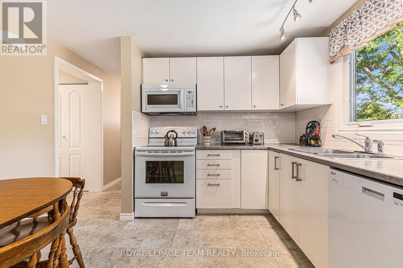 23 Chanonhouse Drive, Ottawa, Ontario  K0A 2Z0 - Photo 11 - X13696946