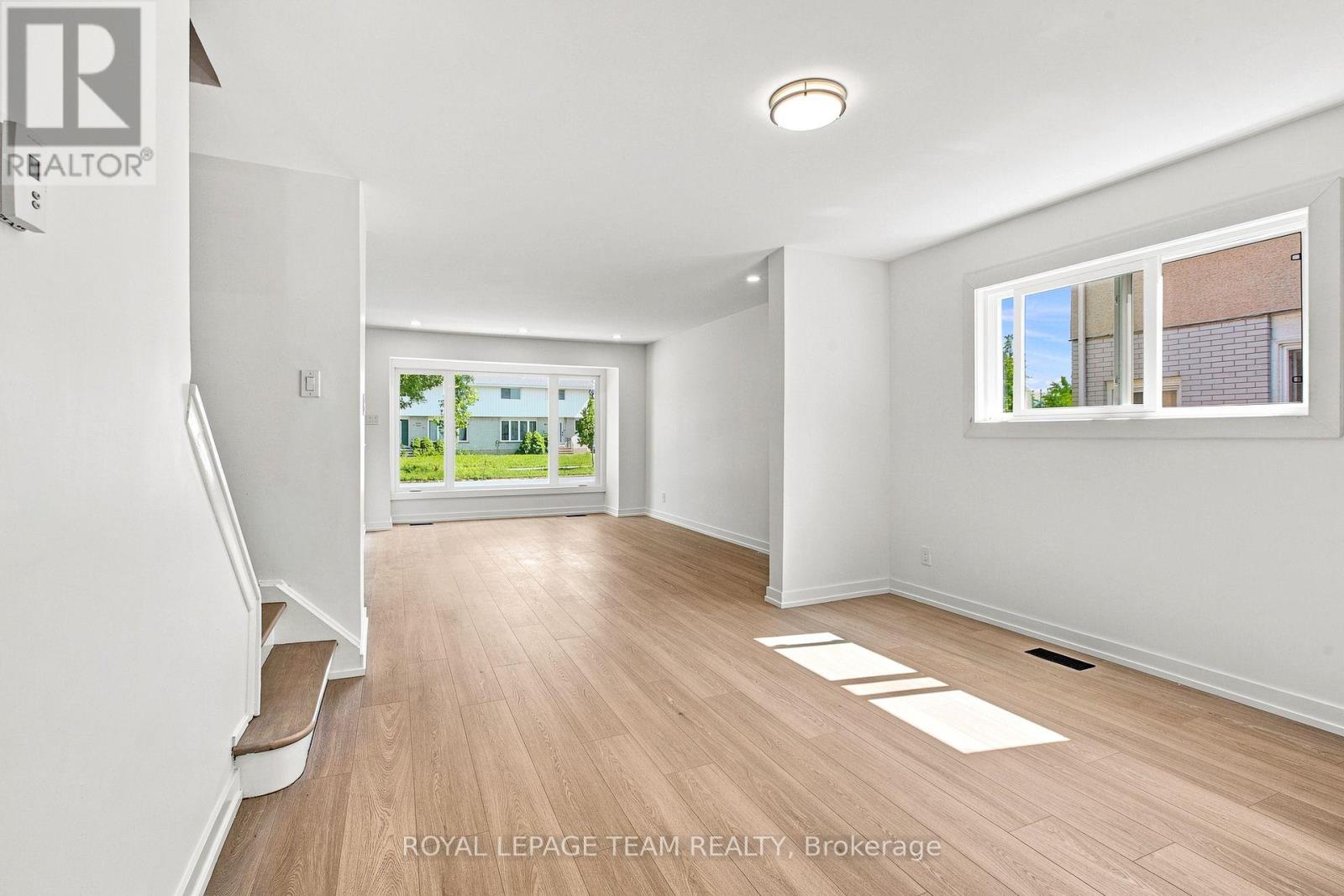1001 Meadowlands Drive, Ottawa, Ontario  K2C 0K4 - Photo 12 - X13697064