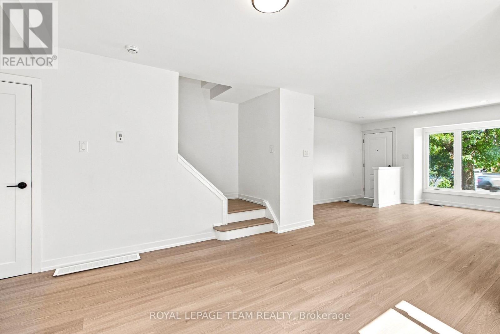 1001 Meadowlands Drive, Ottawa, Ontario  K2C 0K4 - Photo 13 - X13697064