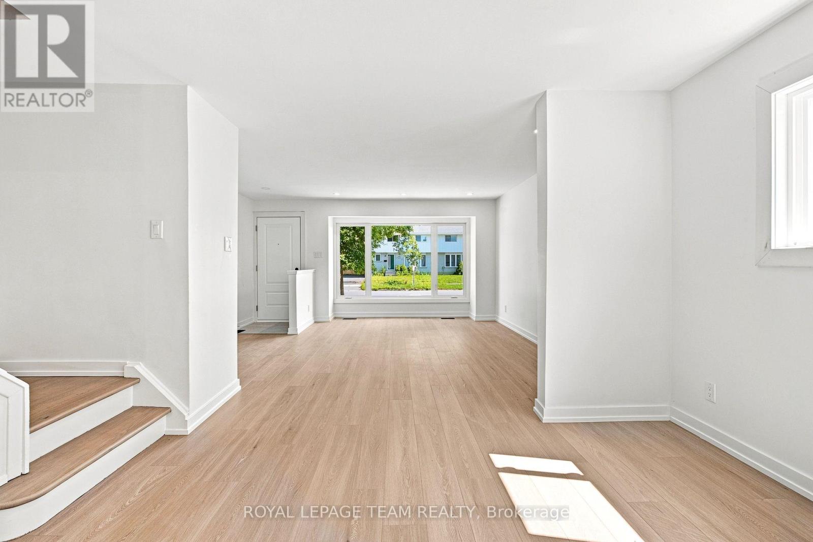 1001 Meadowlands Drive, Ottawa, Ontario  K2C 0K4 - Photo 15 - X13697064