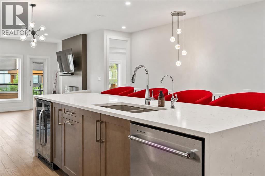 220 Marina Cove Se, Calgary, Alberta  T3M 3P4 - Photo 8 - A2337511