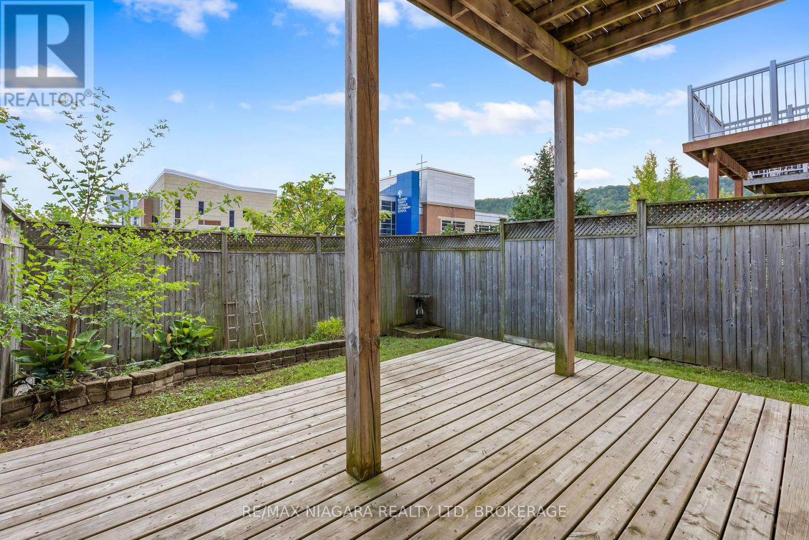 15 Hemlock Way, Grimsby (Grimsby West), Ontario  L3M 0A7 - Photo 20 - X13697010