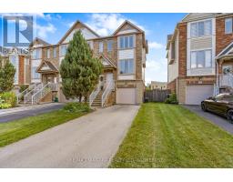 15 HEMLOCK WAY, Grimsby, Ontario