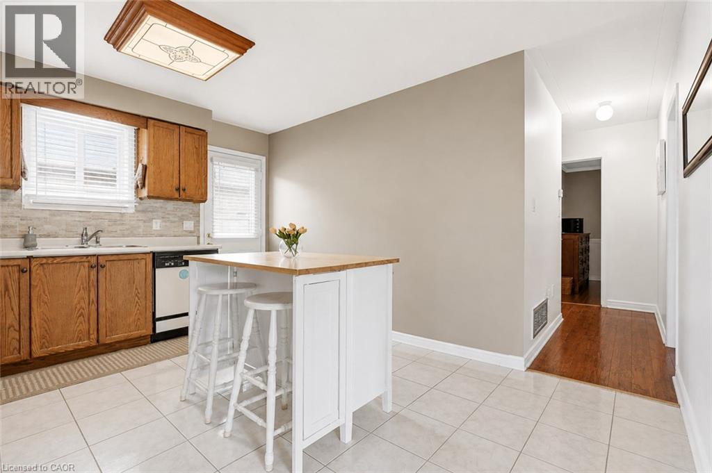 37 Thistlemoor Drive, Caledonia, Ontario  N3W 2K4 - Photo 5 - 40855423