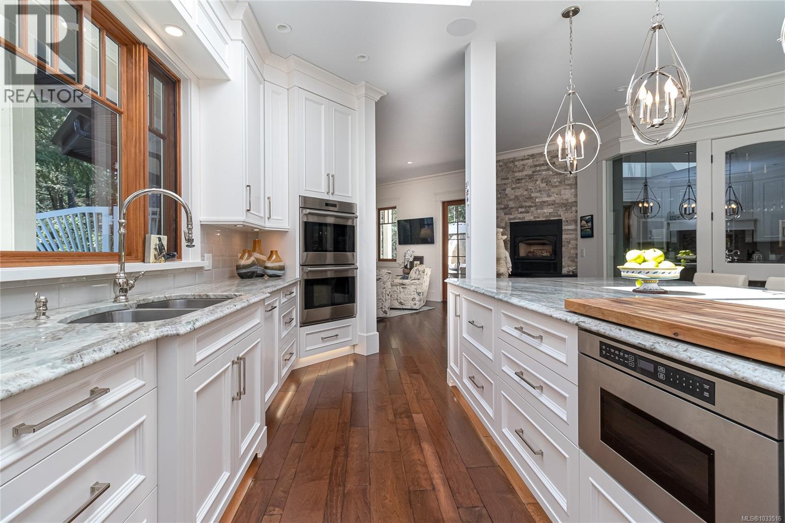 643 Southwood Dr, Highlands, British Columbia  V9B 6R9 - Photo 15 - 1033516
