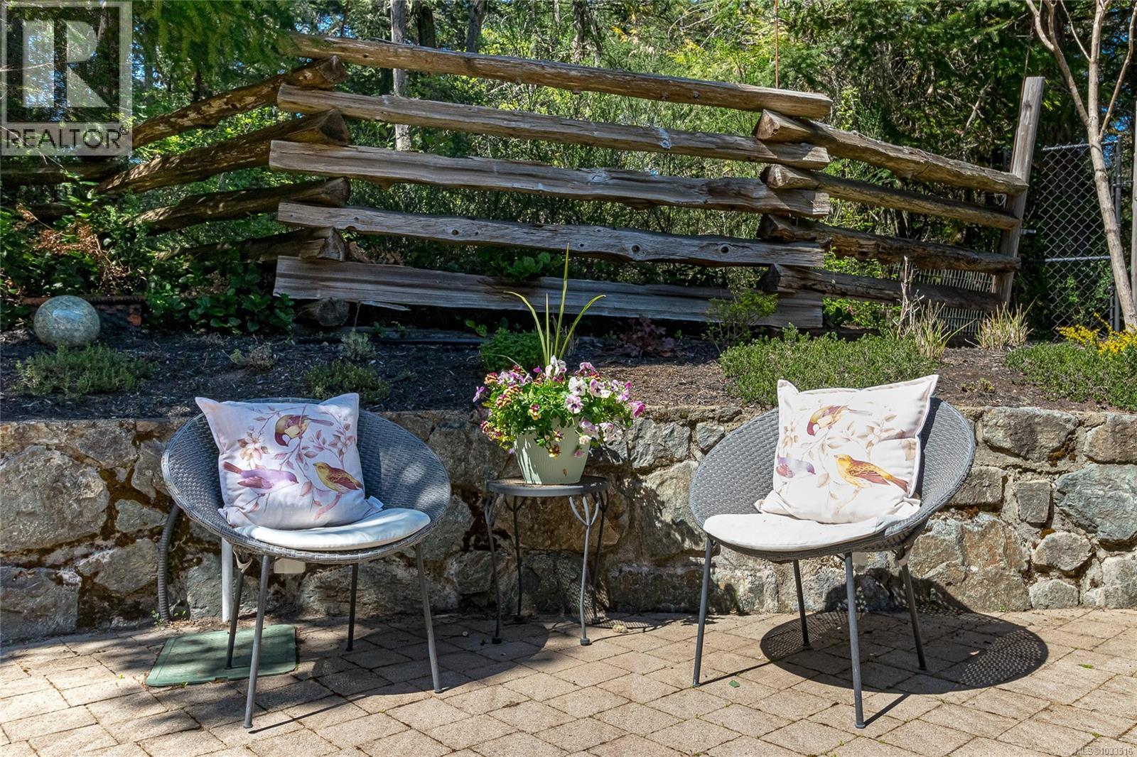 643 Southwood Dr, Highlands, British Columbia  V9B 6R9 - Photo 63 - 1033516