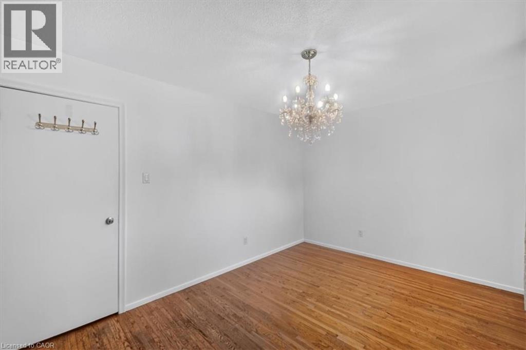27 Gretna Court, Hamilton, Ontario  L9C 4V1 - Photo 17 - 40856089