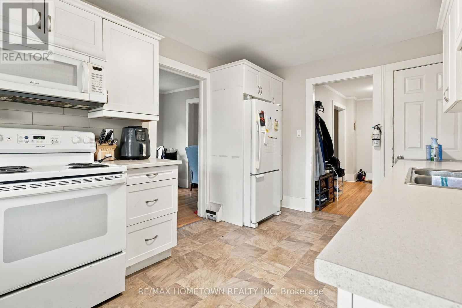 146 Park Street W, Prescott, Ontario  K0E 1T0 - Photo 8 - X13697016