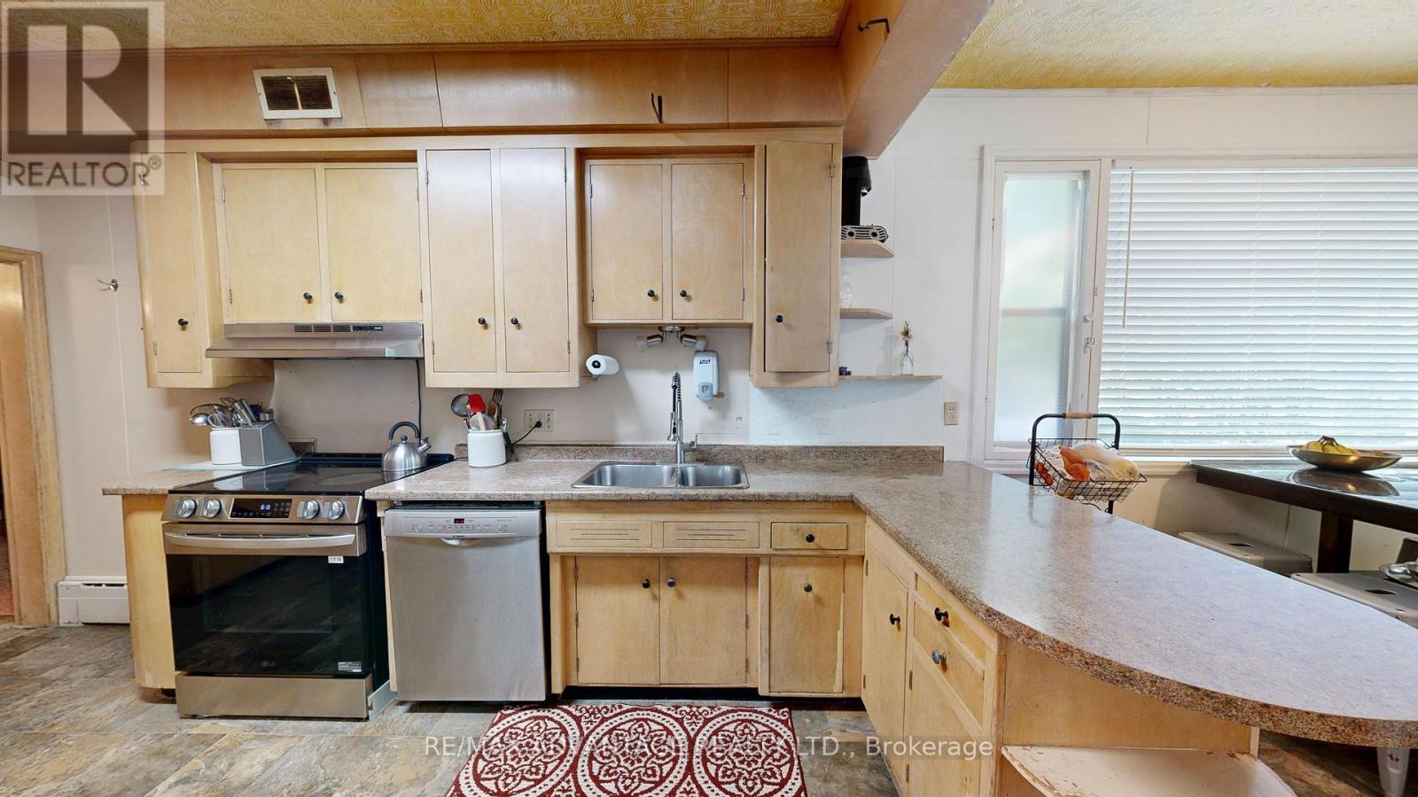 4 Farley Place, St. Thomas, Ontario  N5R 3E5 - Photo 20 - X13633692
