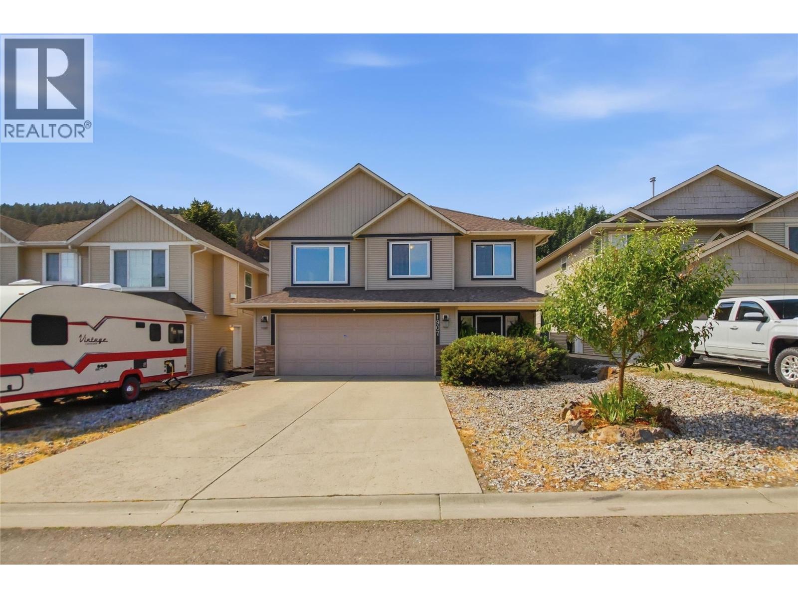 1907 Snowberry Crescent, Kamloops, British Columbia  V1S 1Z8 - Photo 3 - 10398073