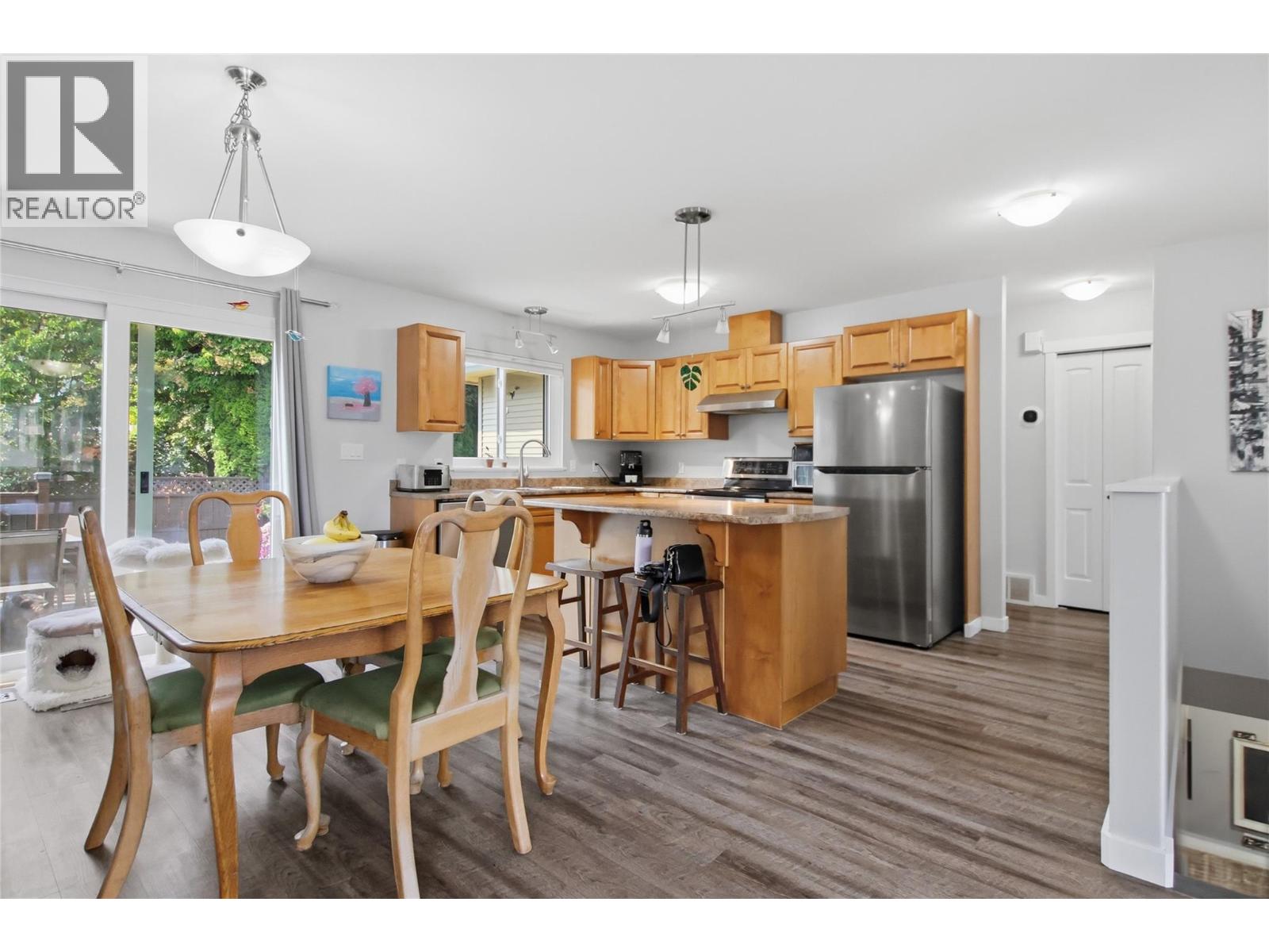 1907 Snowberry Crescent, Kamloops, British Columbia  V1S 1Z8 - Photo 9 - 10398073