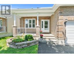7 ABBEY CRESCENT, Russell, Ontario