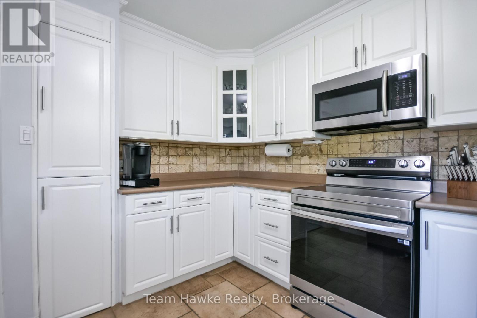 25 Lucy Street, Penetanguishene, Ontario  L9M 1K7 - Photo 24 - S13697012