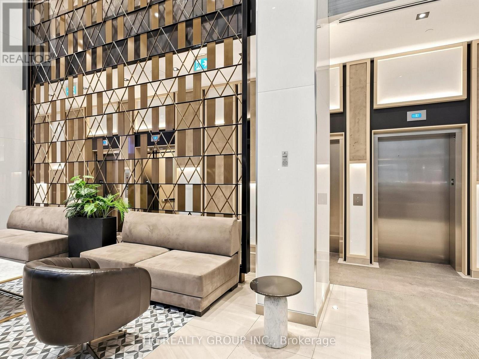 2703 - 77 Mutual Street, Toronto, Ontario  M5B 0B9 - Photo 3 - C13696912