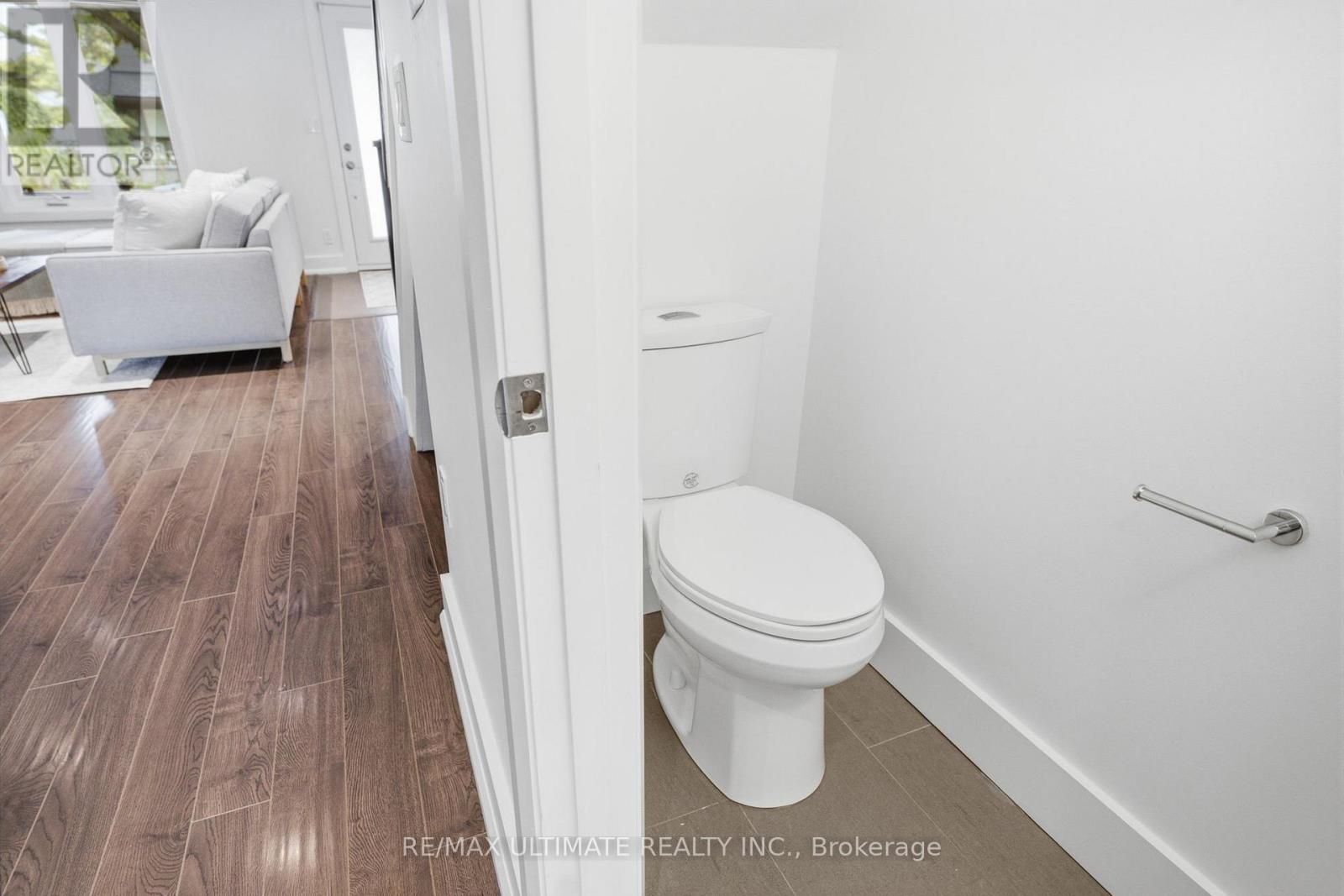 305 Winona Drive, Toronto, Ontario  M6C 3S8 - Photo 19 - C13696966