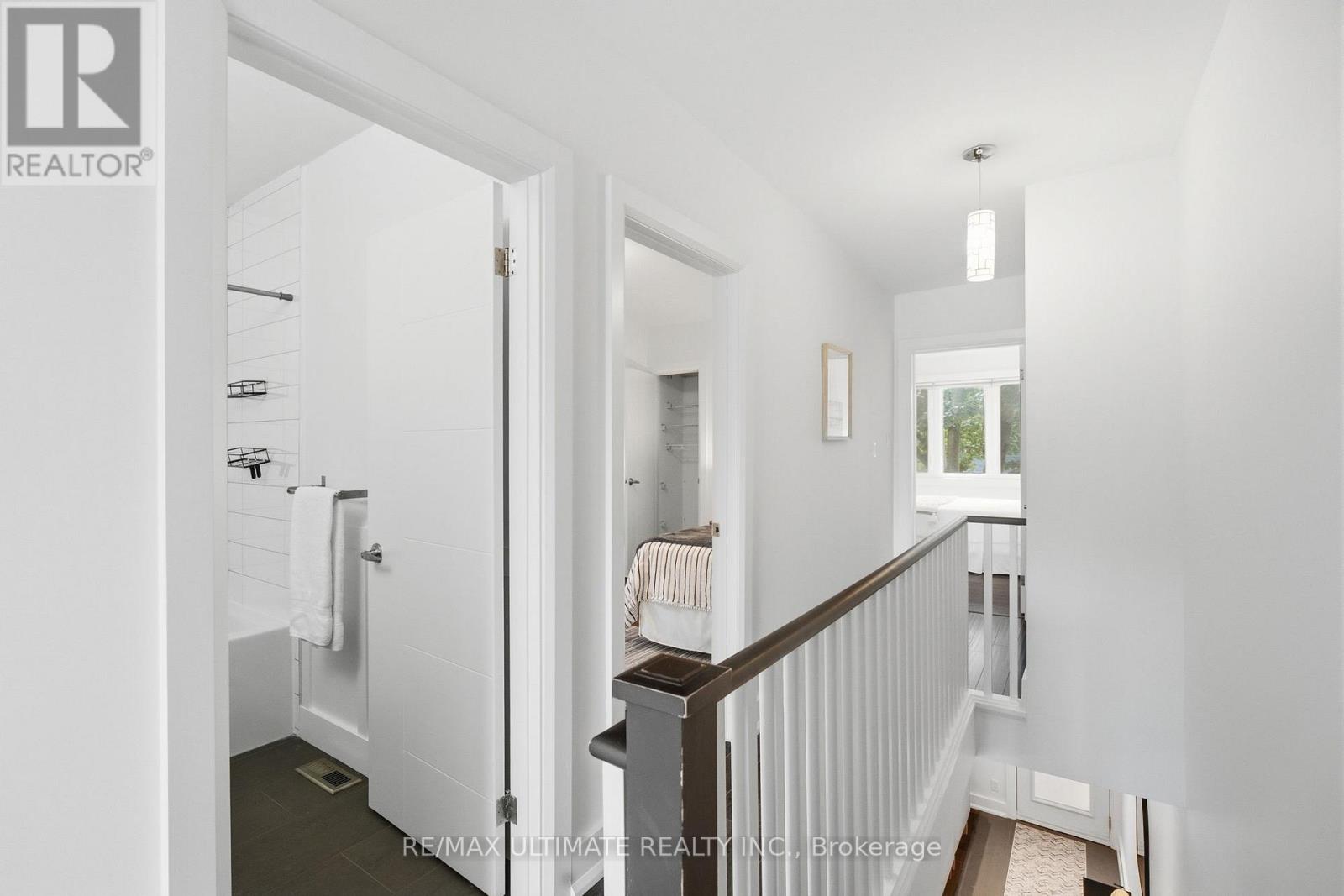305 Winona Drive, Toronto, Ontario  M6C 3S8 - Photo 21 - C13696966
