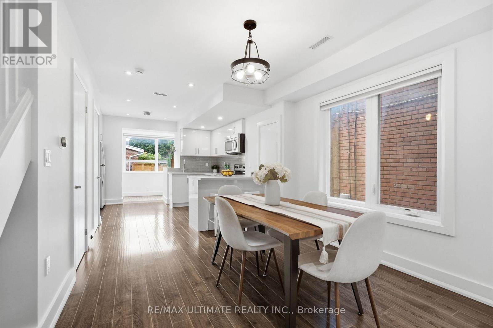305 Winona Drive, Toronto, Ontario  M6C 3S8 - Photo 6 - C13696966