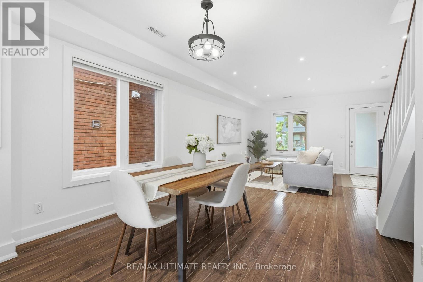 305 Winona Drive, Toronto, Ontario  M6C 3S8 - Photo 8 - C13696966