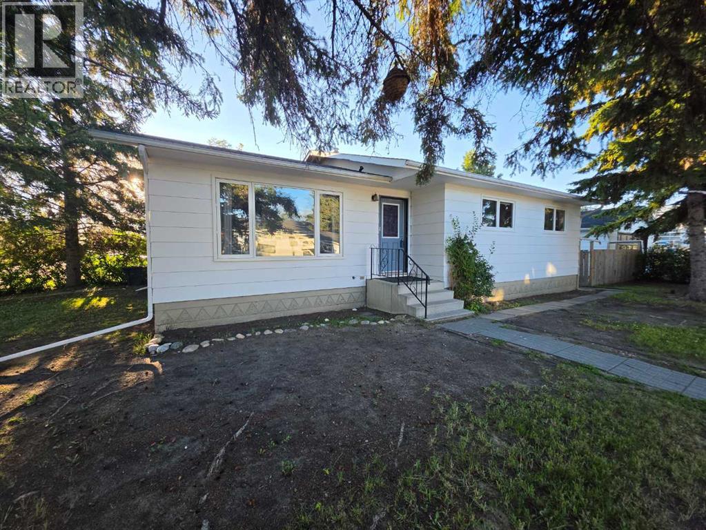 29 Northstar Drive, Lacombe, Alberta  T4L 1S1 - Photo 3 - A2338140