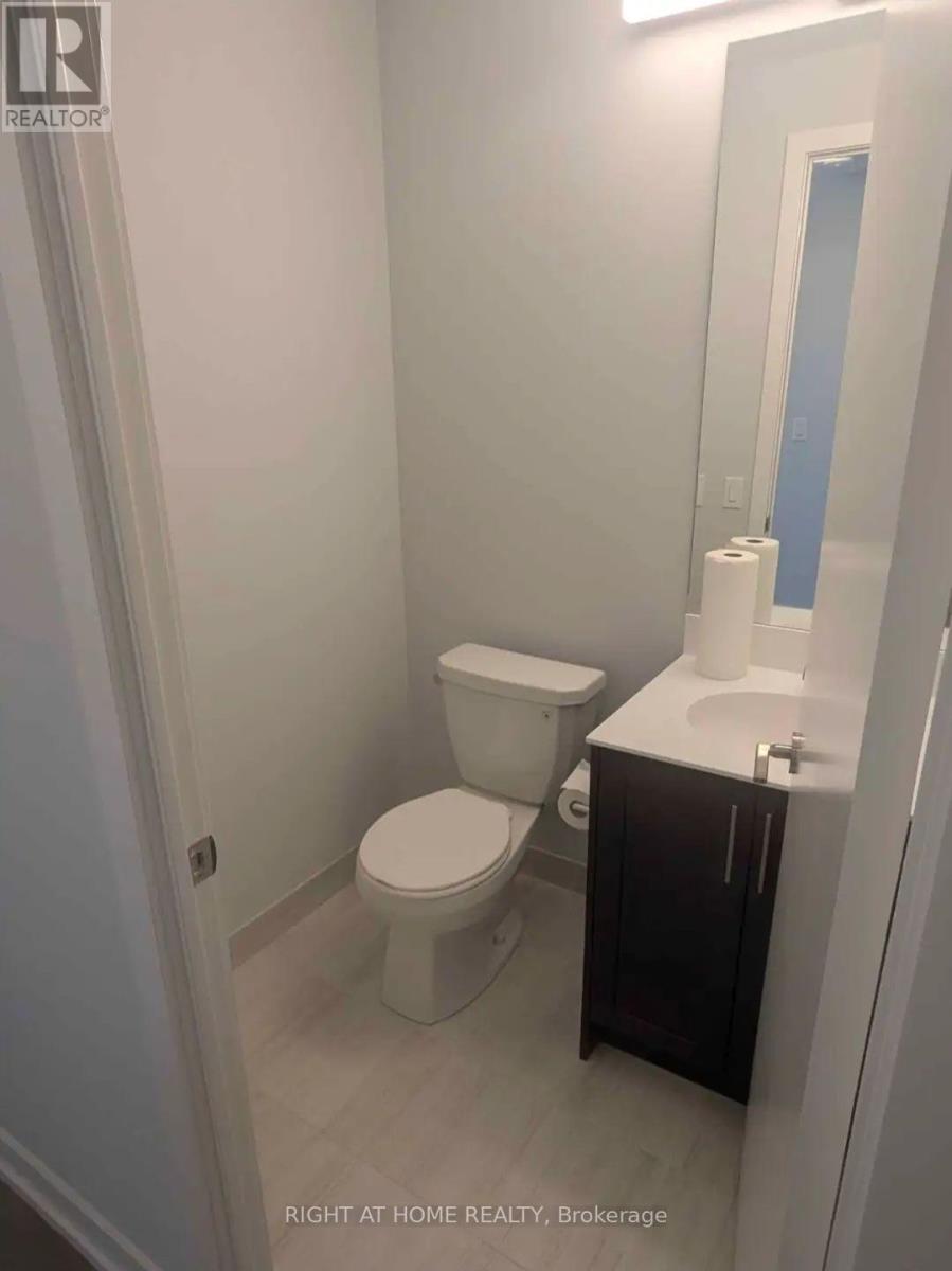 211 - 201 Brock Street S, Whitby, Ontario  L1N 0P8 - Photo 17 - E13696932